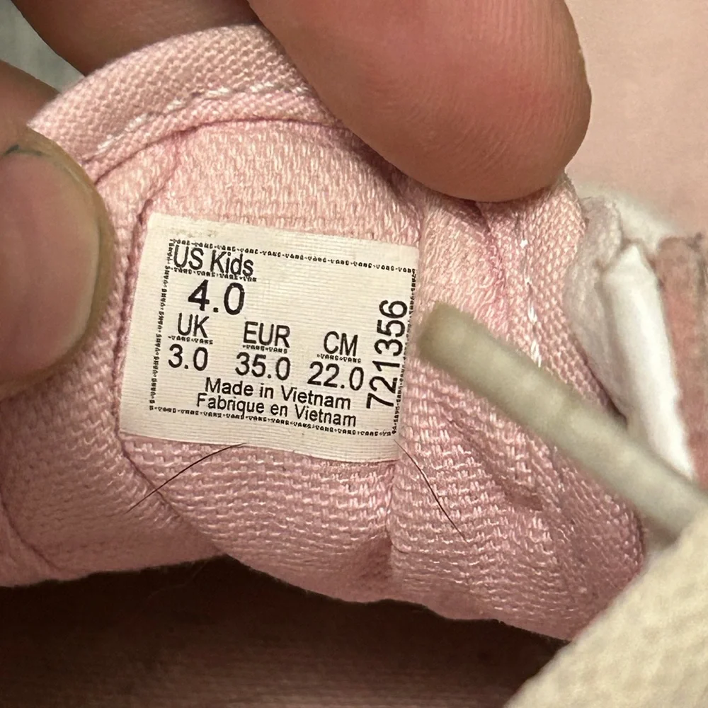 Girls Vans Shoes size 4 - Picture 5 of 5